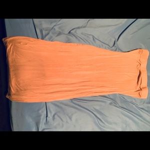 Bodycon strapless baby pink dress